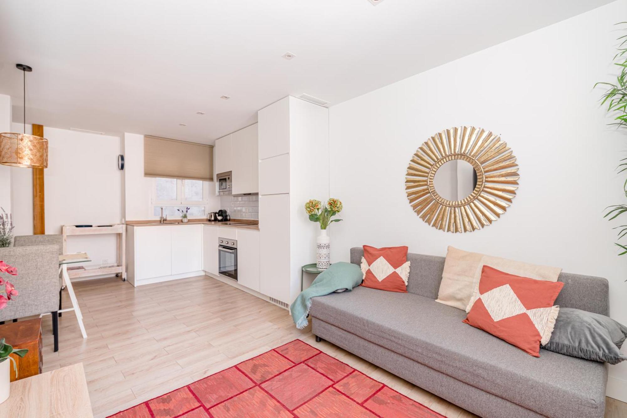 Chueca I Calle Farmacia 1br 1bh Apartamento *