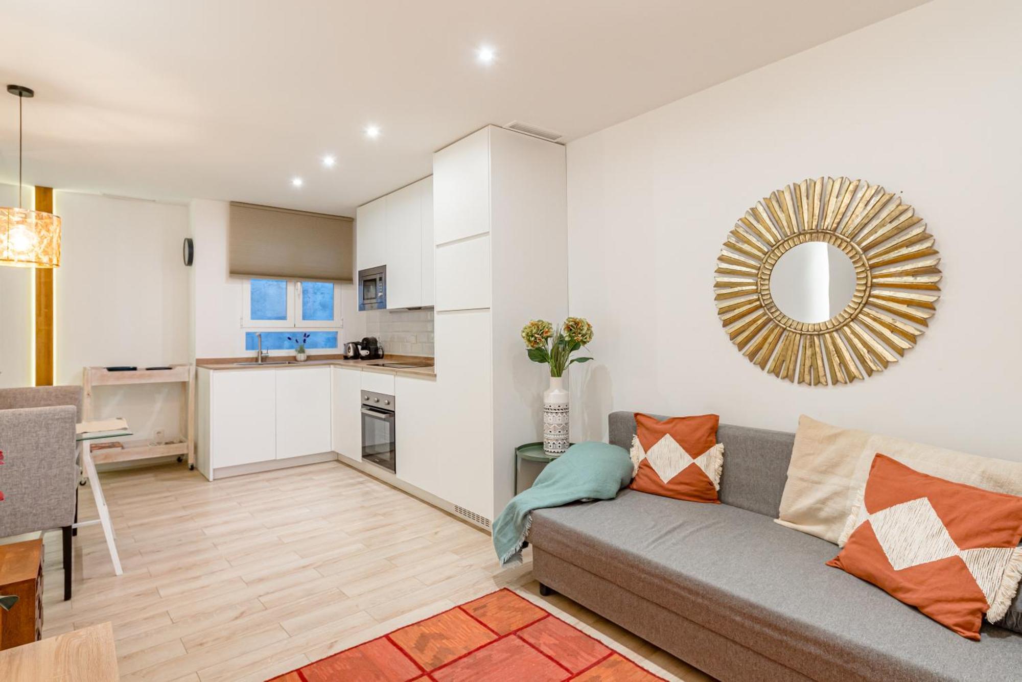 Chueca I Calle Farmacia 1br 1bh Apartamento *