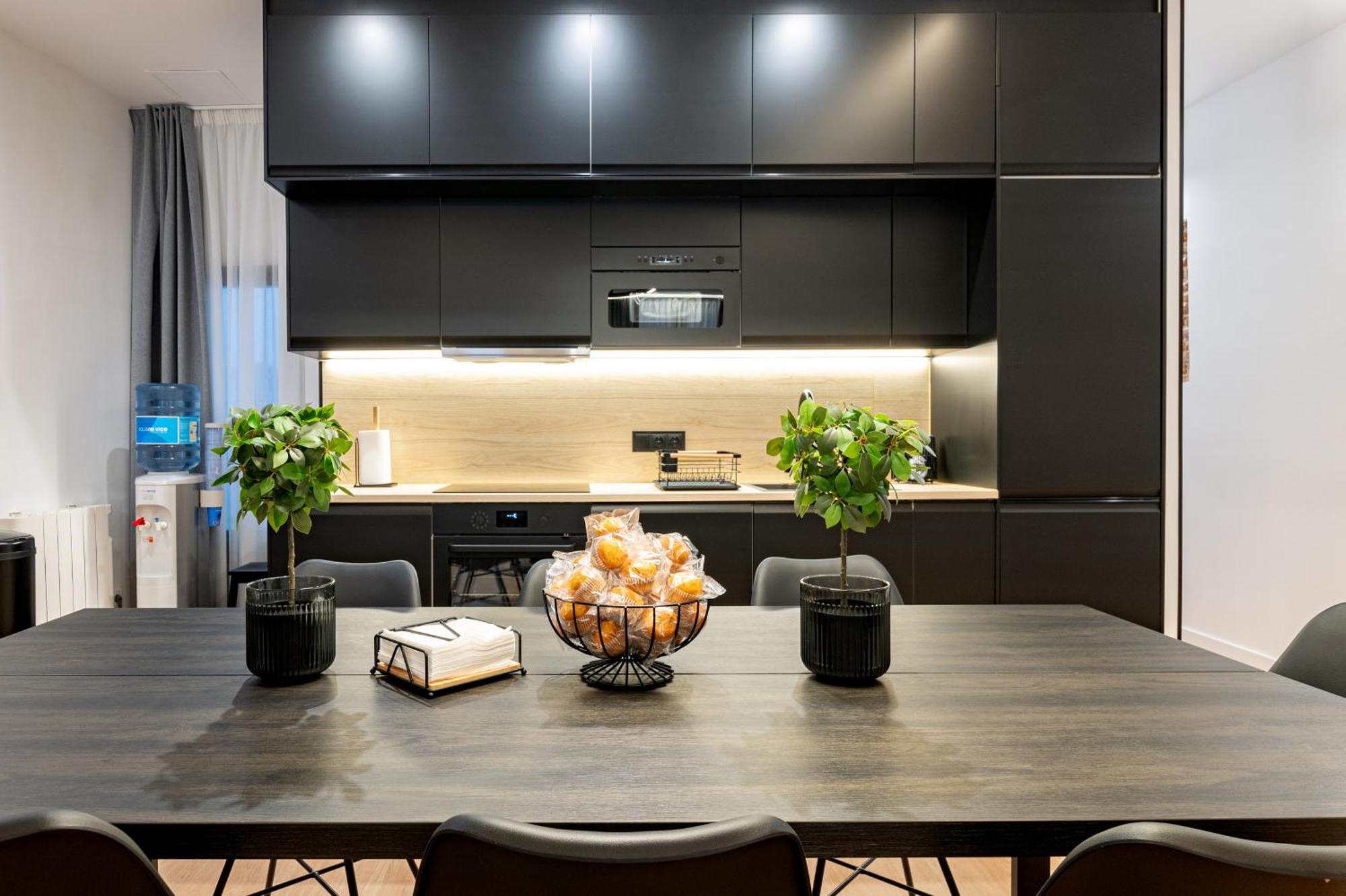 Apartment Honey In The Center Of Madrid
