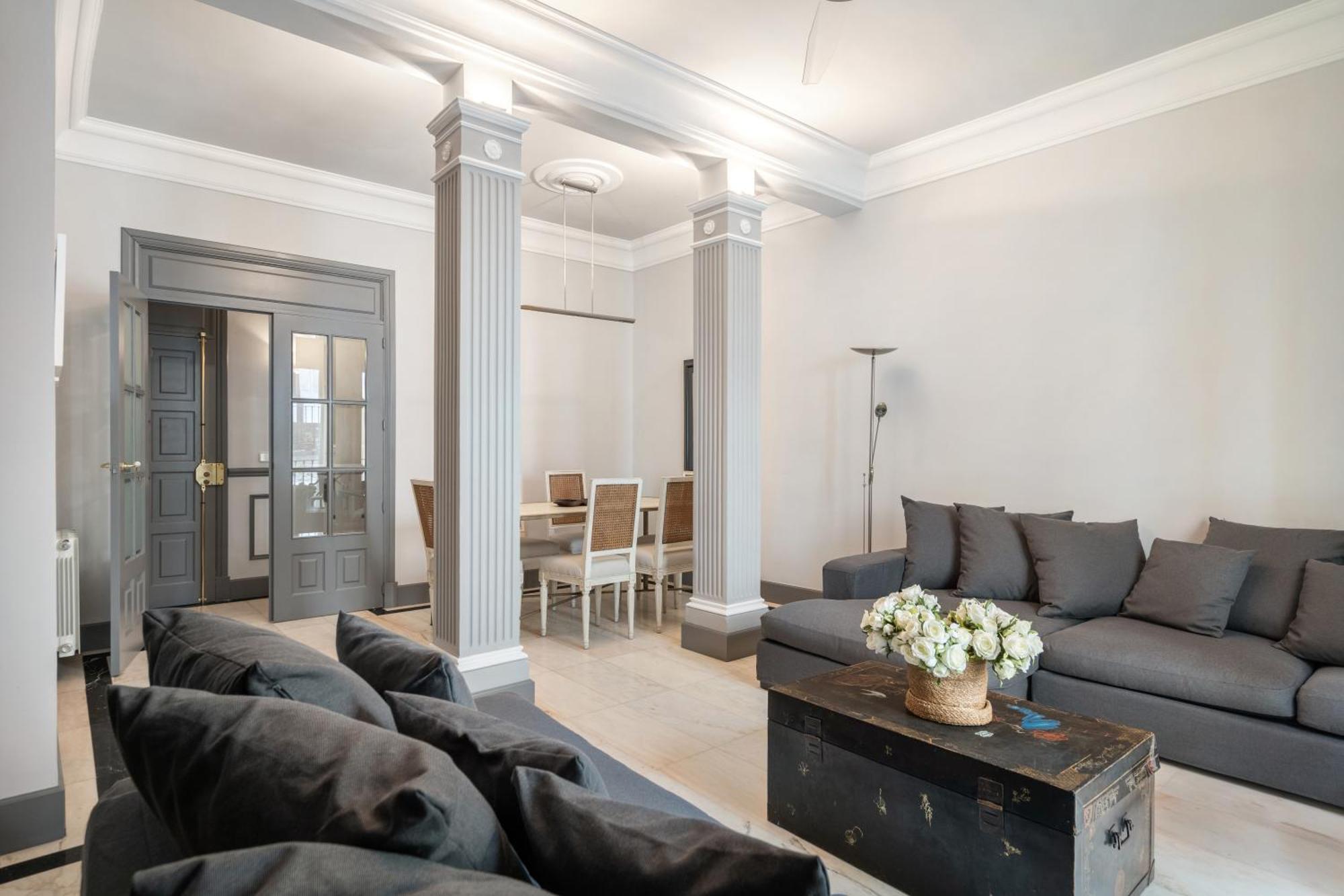 Apartment Art & Chic In Trendy Chueca