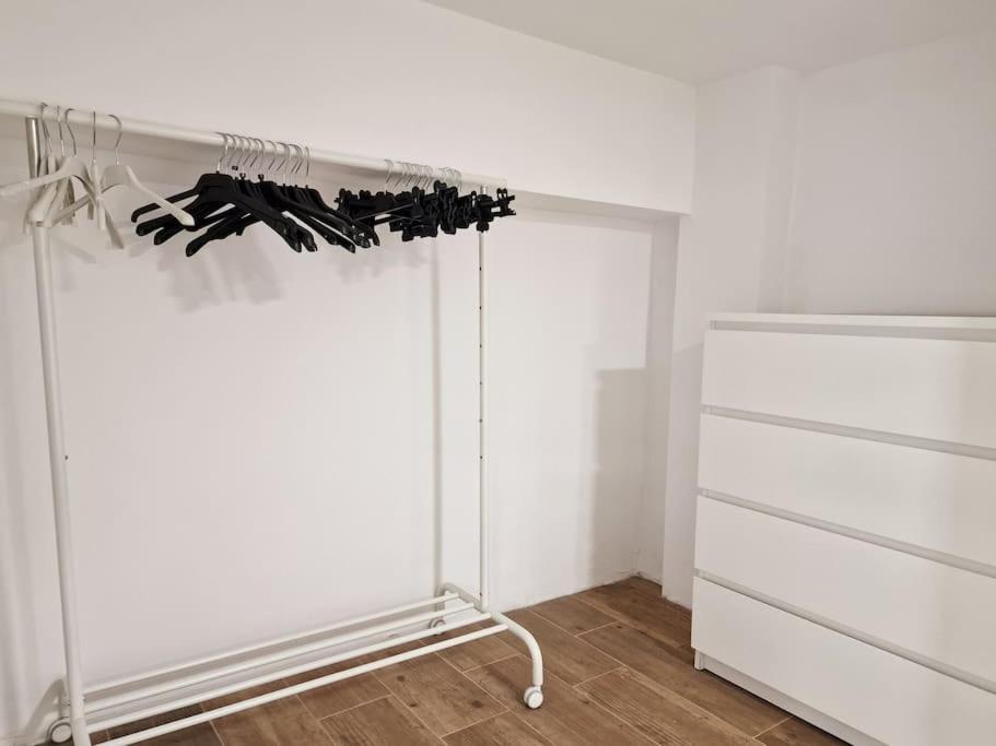 Seco Calle, Precisos Loft Super Equipado Cerca De Metro Pacifico Madrid