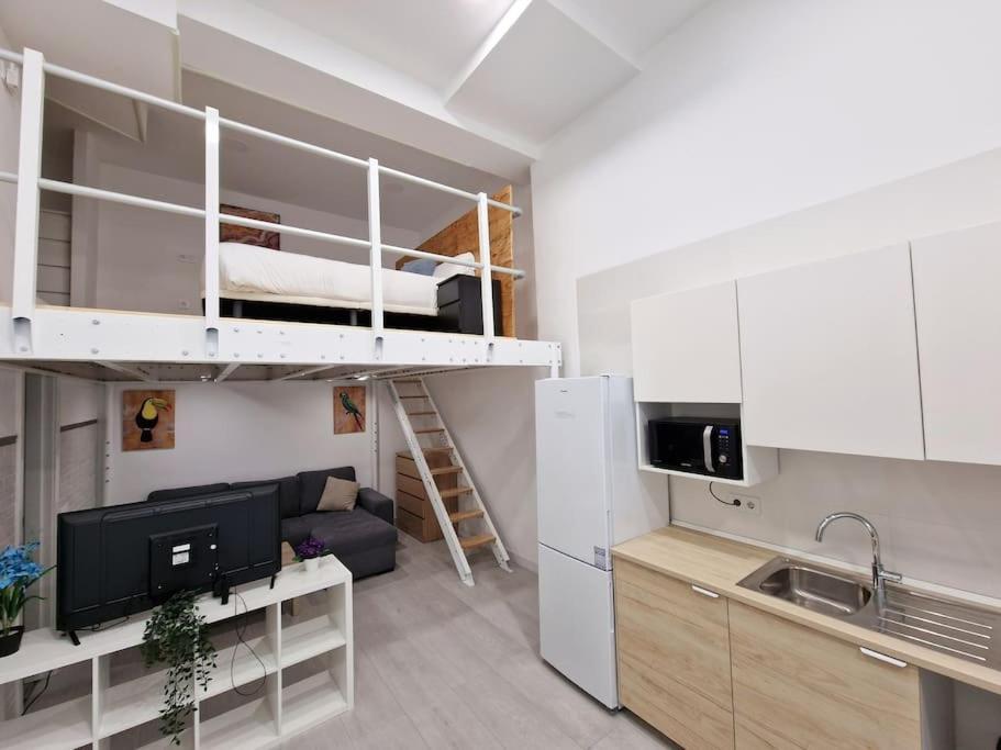 Seco Calle, Precisos Loft Super Equipado Cerca De Metro Pacifico Madrid