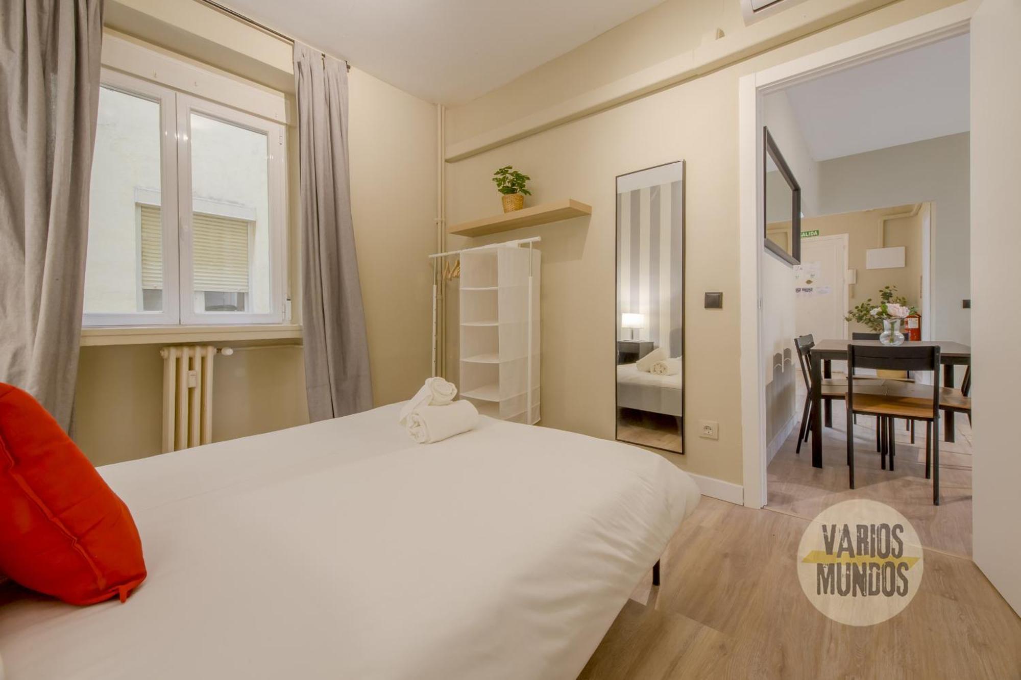 Practico 7pax En Calle Santa Ana Centro De Apartment