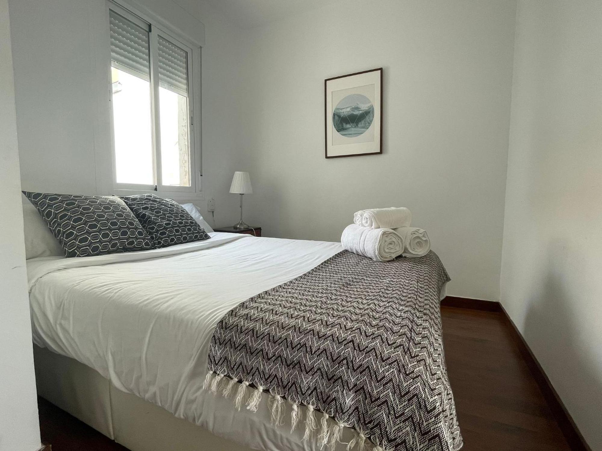 Estudio Con Terraza Ibizaretiro Ii