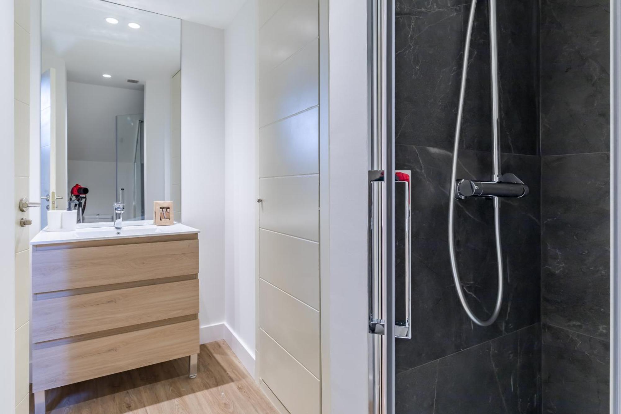 Apartment Caterina Cuatro Torres Madrid