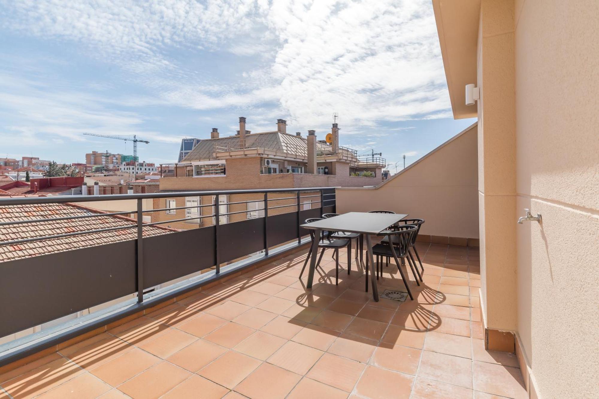 Apartment Caterina Cuatro Torres Madrid
