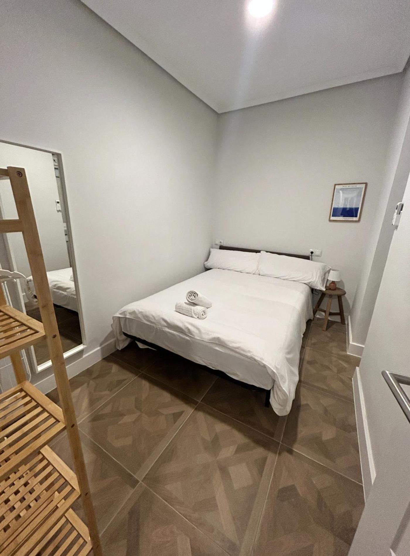 Apartamento Sunny 9pax 4 En Minas-malasana E3 *