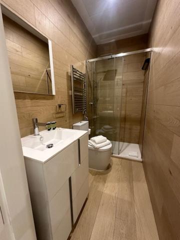 Apartamento Casa De Huespedes Almirante Madri