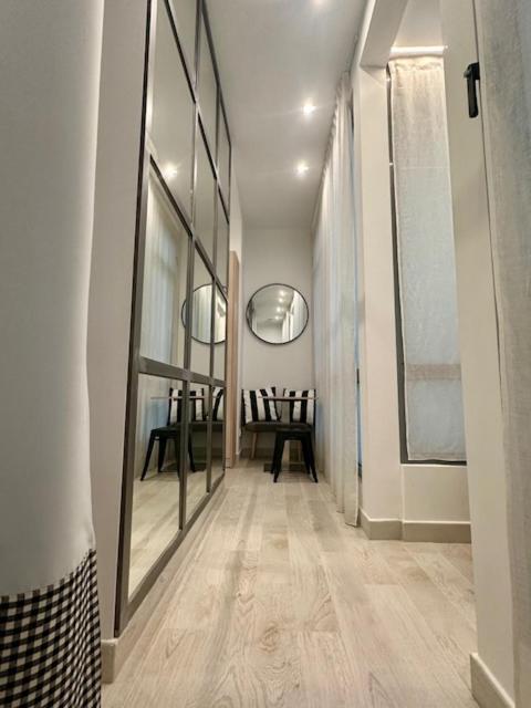 Apartamento Casa De Huespedes Almirante Madri