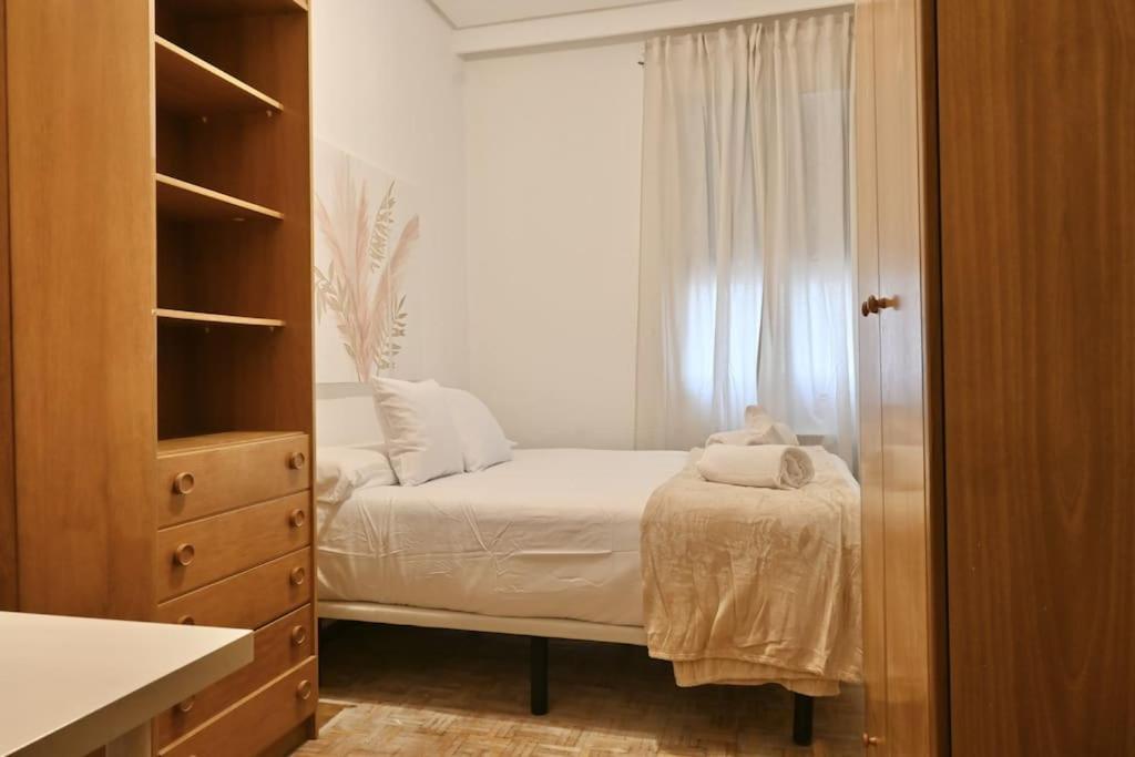 Apartment For Encantador Temporal Centro Vld13 *