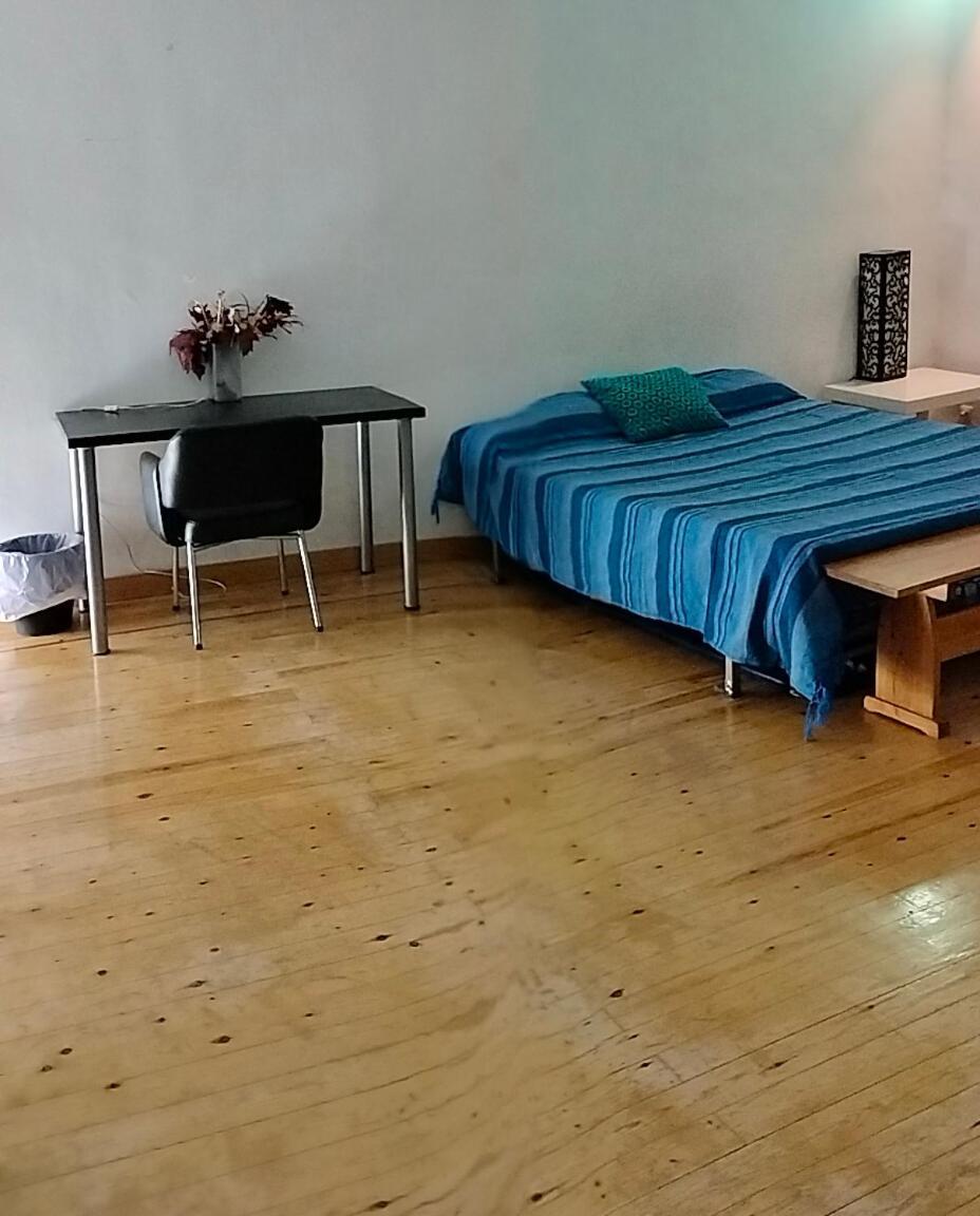 Gran Con Balcon En Tirso De Molina Madrid