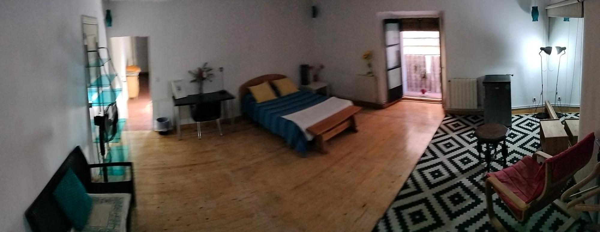 Homestay Gran Con Balcon En Tirso De Molina