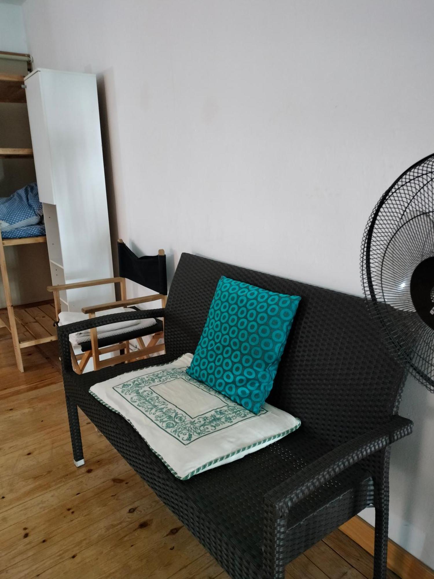Homestay Gran Con Balcon En Tirso De Molina Madrid