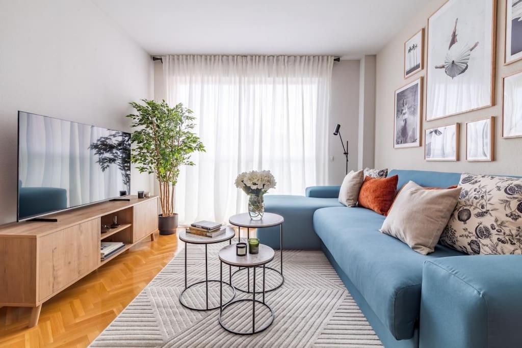 Con Parking Y Piscina Apartment