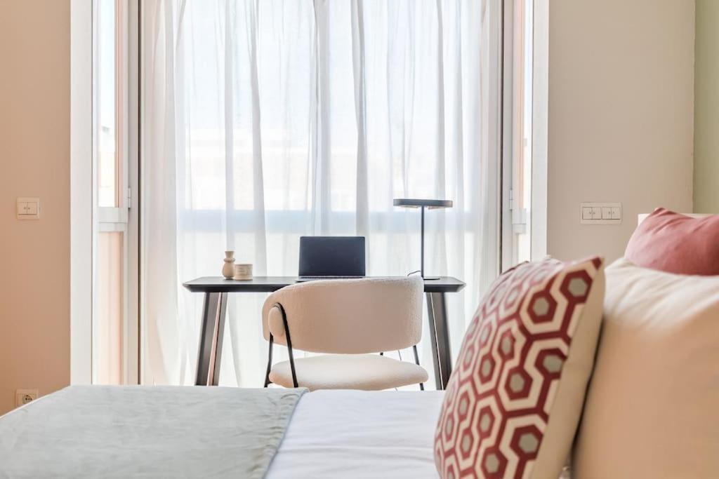 Apartamento Con Parking Y Piscina *