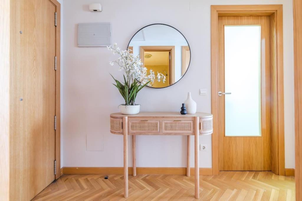 Apartment Con Parking Y Piscina *