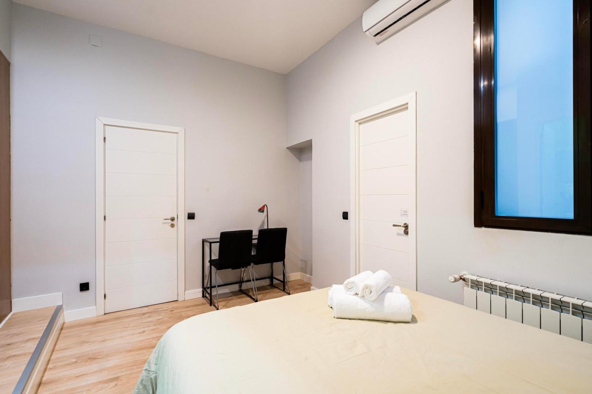 Atocha3 Superb Location - 4bedrooms 2 Baths Apartment