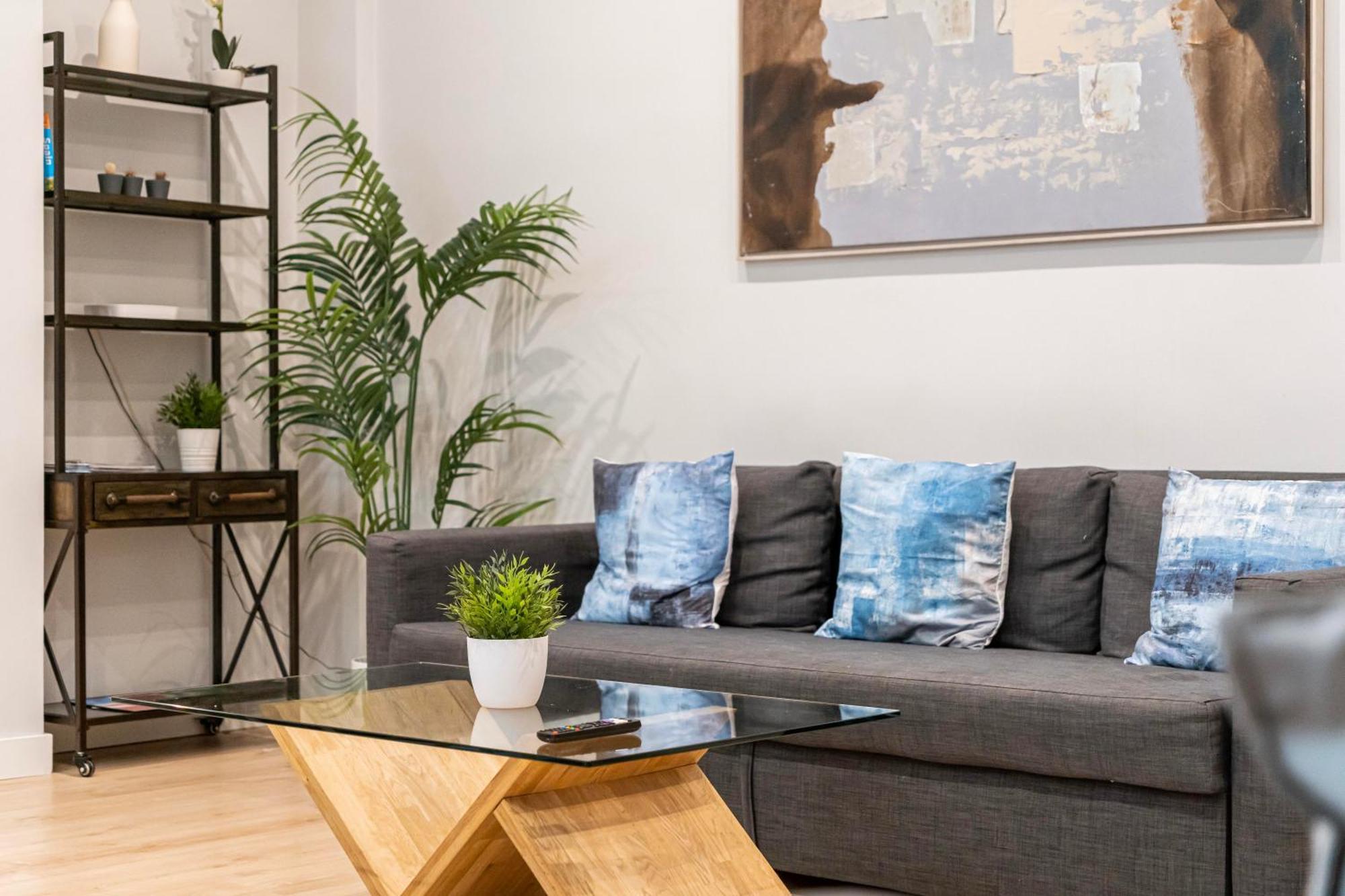 Apartment Atocha3 Superb Location - 4bedrooms 2 Baths