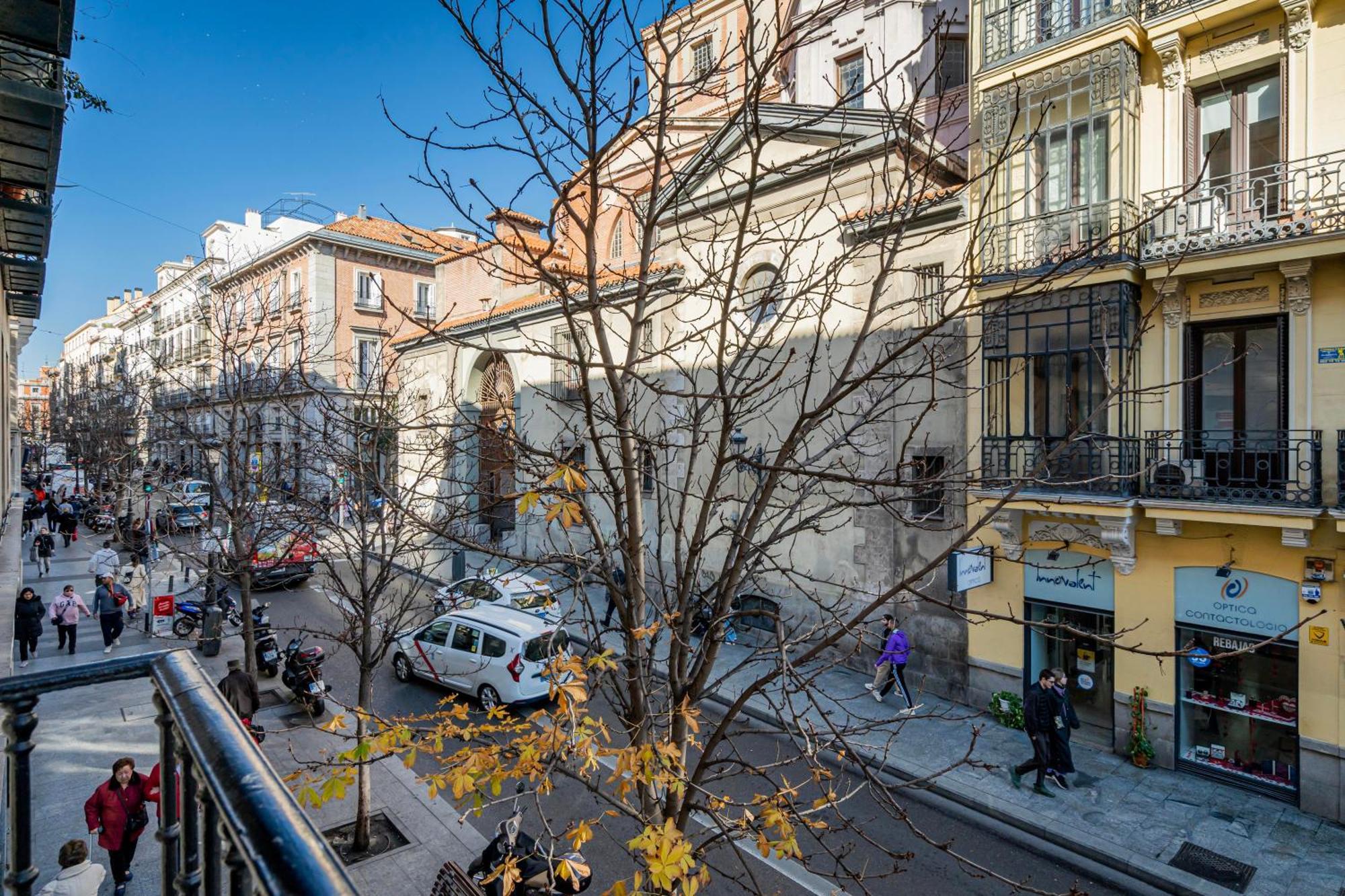 Apartment Atocha3 Superb Location - 4bedrooms 2 Baths Madrid