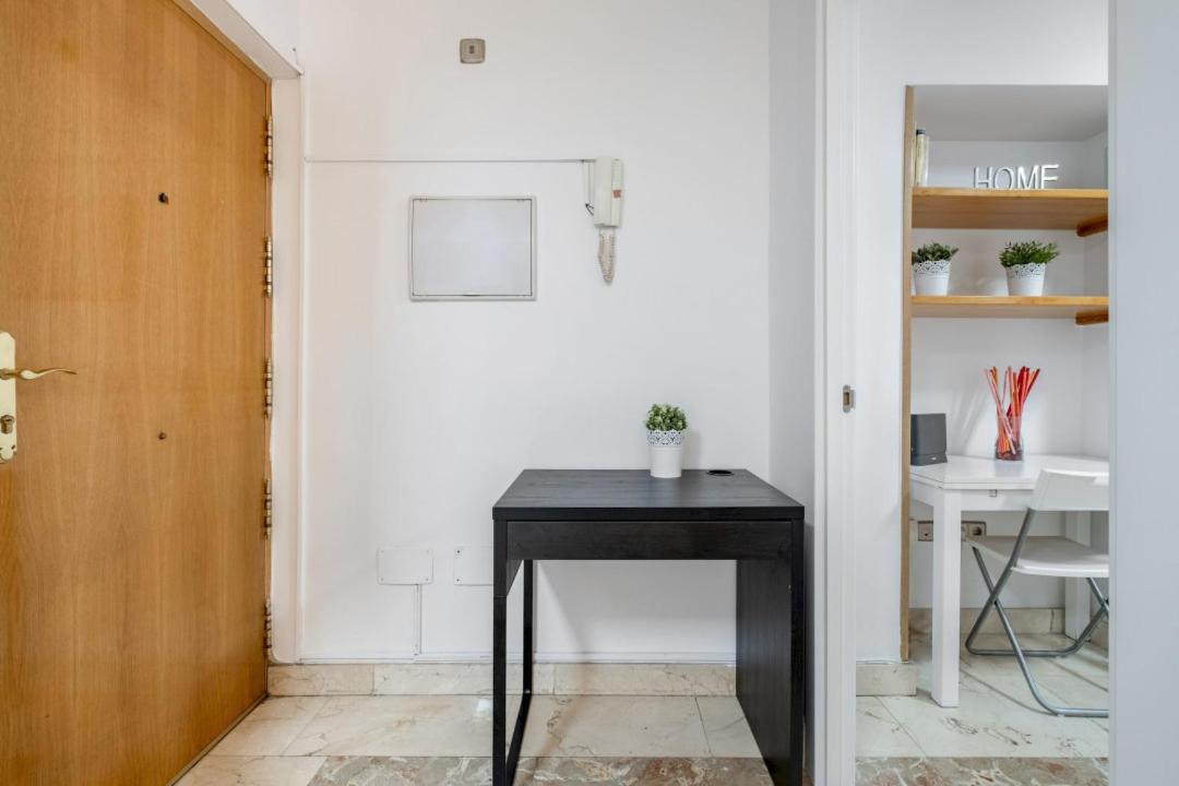 2 Bedroom 1 Bathroom Furnished - Sol - Cozy Vintage - Mintystay