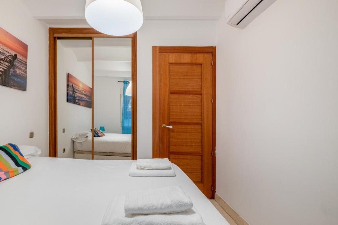 2 Bedroom 1 Bathroom Furnished - Sol - Cozy Vintage - Mintystay Madrid