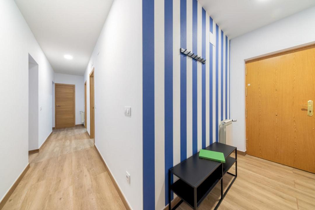 1bedroom 1bathroom Furnished - Rios Rosas - Equipped In Business Area - Mintystay