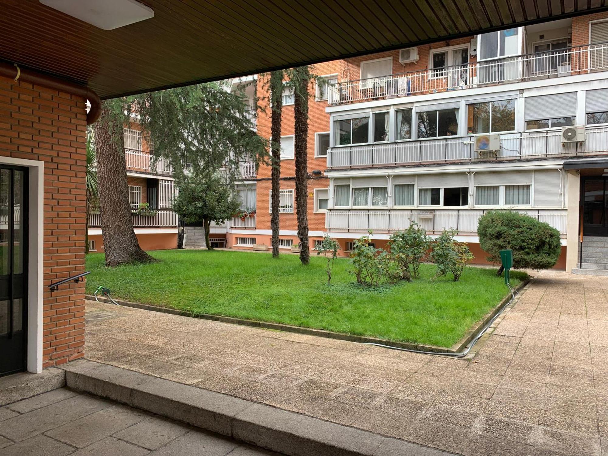 Piso En Arturo Soria 5 Personas Cerca Del Aeropuerto Y De Ifema Apartment Madrid