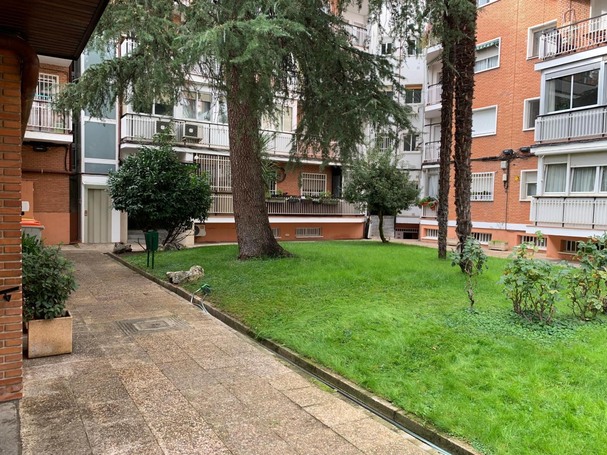 Apartment Piso En Arturo Soria 5 Personas Cerca Del Aeropuerto Y De Ifema *