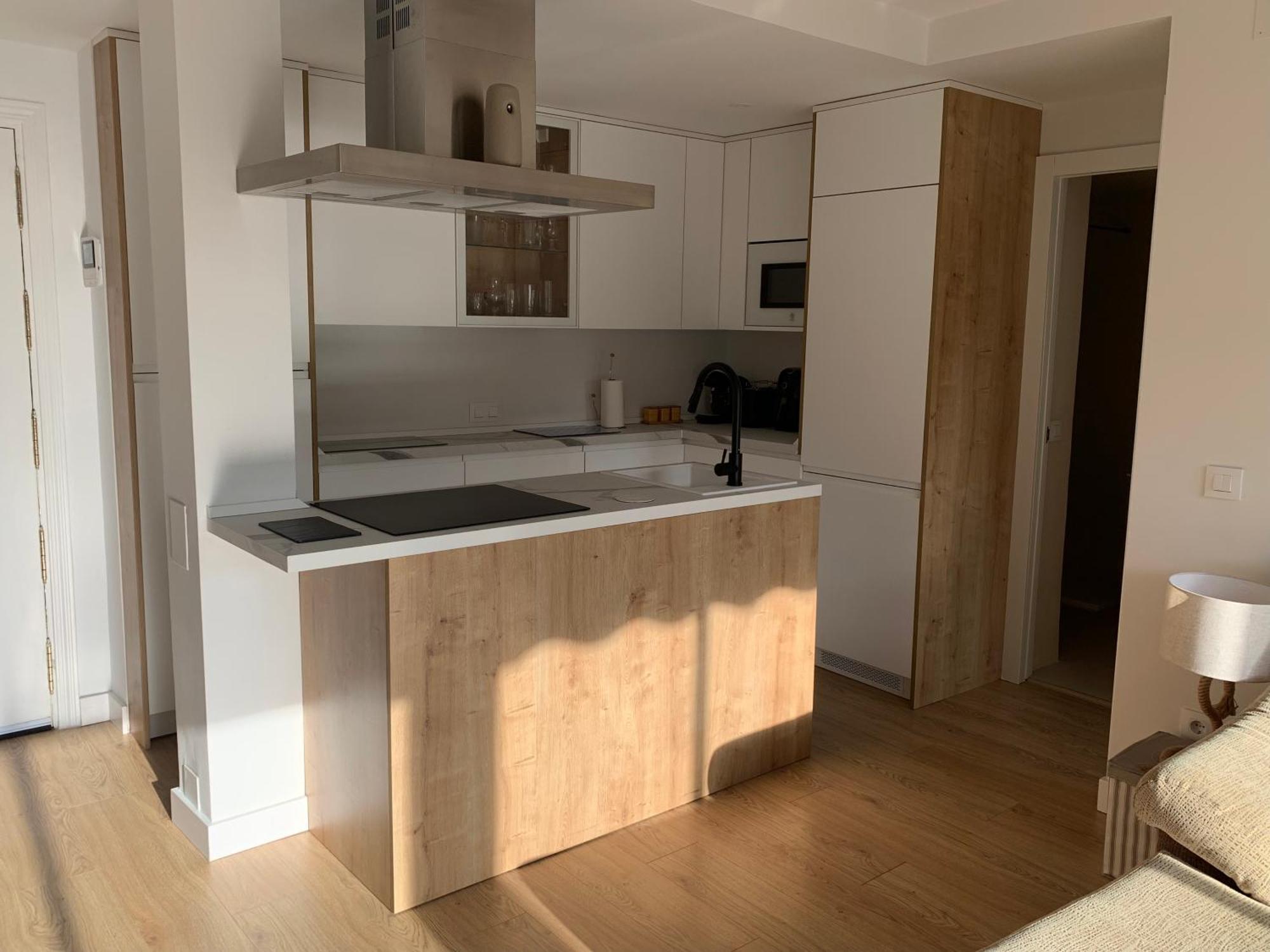 Apartment Piso En Arturo Soria 5 Personas Cerca Del Aeropuerto Y De Ifema Madrid