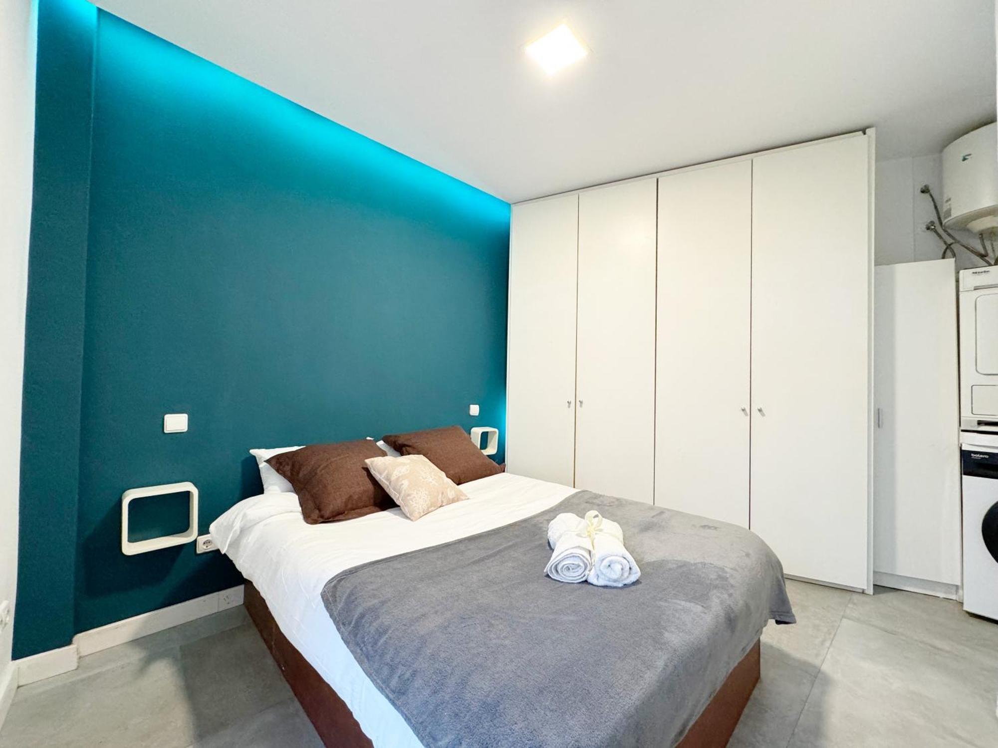 Apartment Luminoso, Con Patio Y Buena Zona *