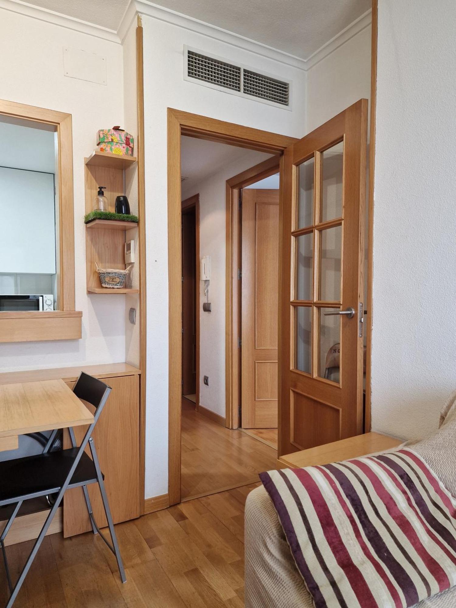 Apartment Samaniego, Piscina Y Garaje Junto Civitas Metropolitano Y Aeropuerto Madrid