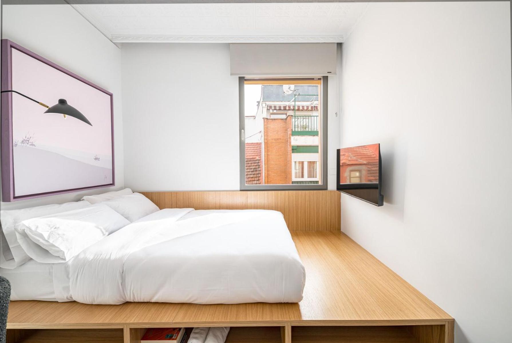 Apartment Centric Creative *