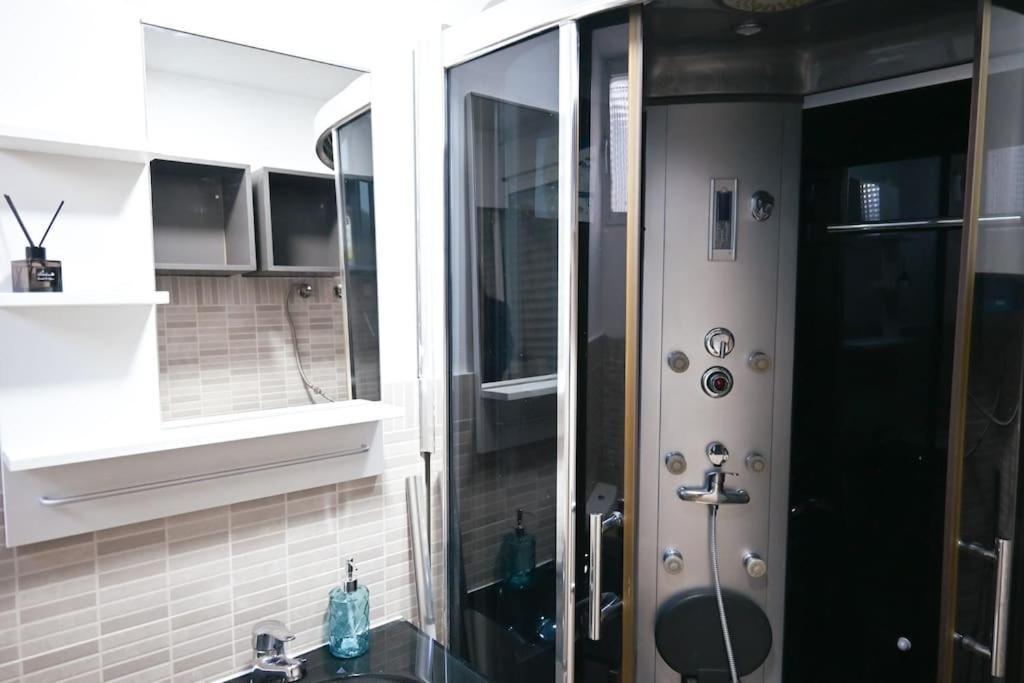 Agradable Apartamento Temporal De 1 Dormitorio En Pez30 Lejlighed *
