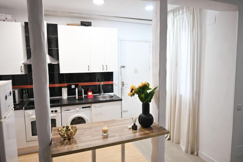 Agradable Apartamento Temporal De 1 Dormitorio En Pez30 *