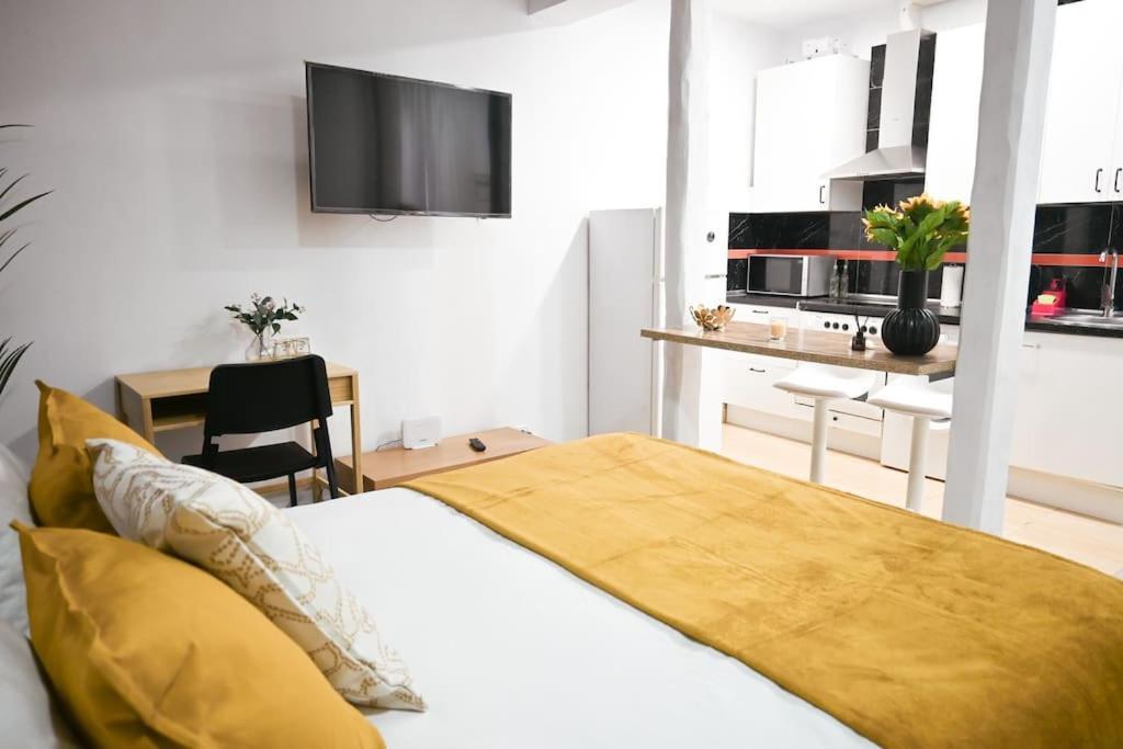 Agradable Apartamento Temporal De 1 Dormitorio En Pez30 Lejlighed