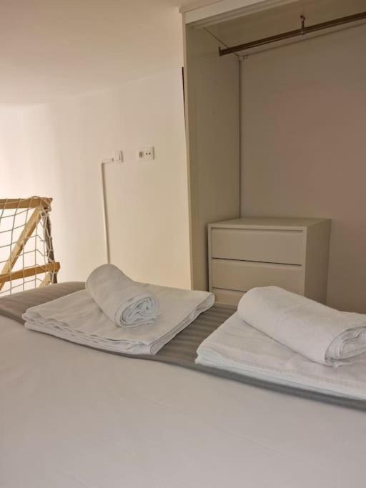Apartment Mediodia Chica Apartamento Tipo Loft En La Latina *