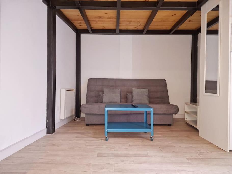 Apartment Mediodia Chica Apartamento Tipo Loft En La Latina Madrid