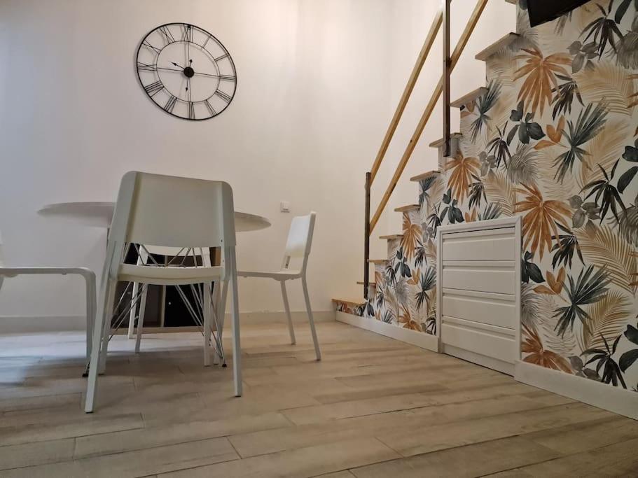 Apartment Mediodia Chica Apartamento Tipo Loft En La Latina Madrid