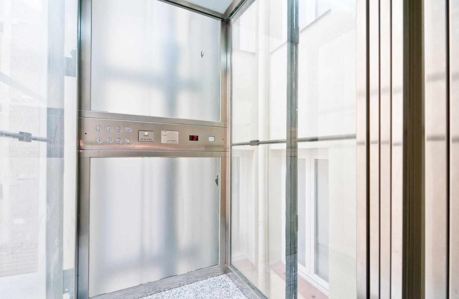 Apartment Cozy In Central Madrid