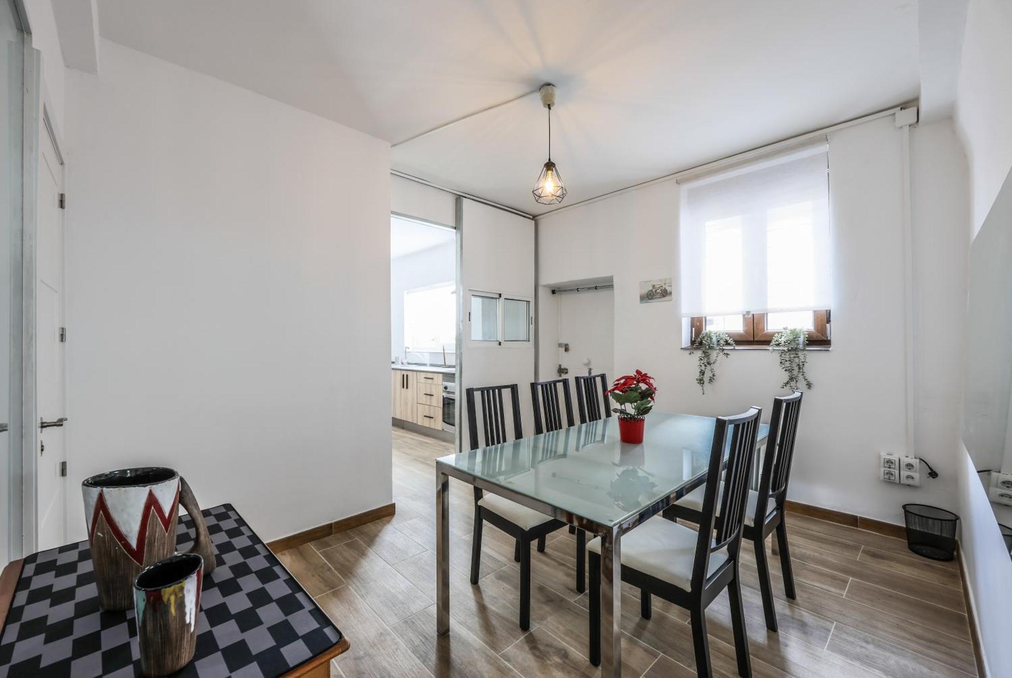 Algaba 28, Amplio Loft En Madrid