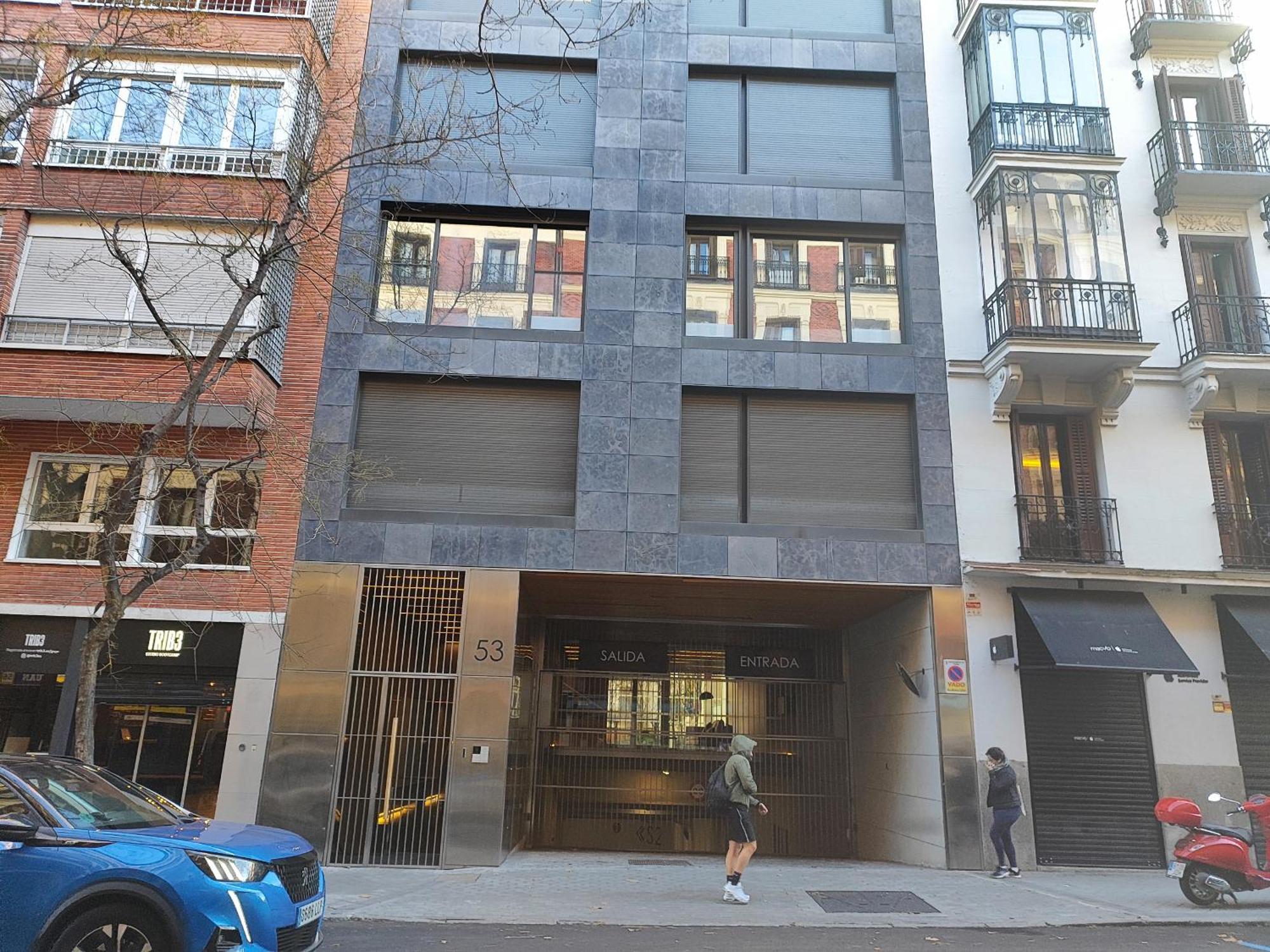 Goya Luxury, By Presidence Apartment