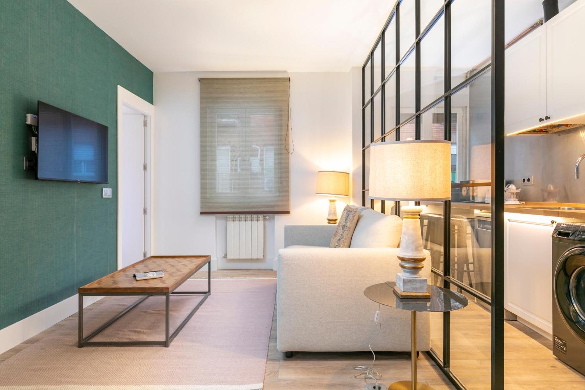 Plaza De Castilla Apartment *