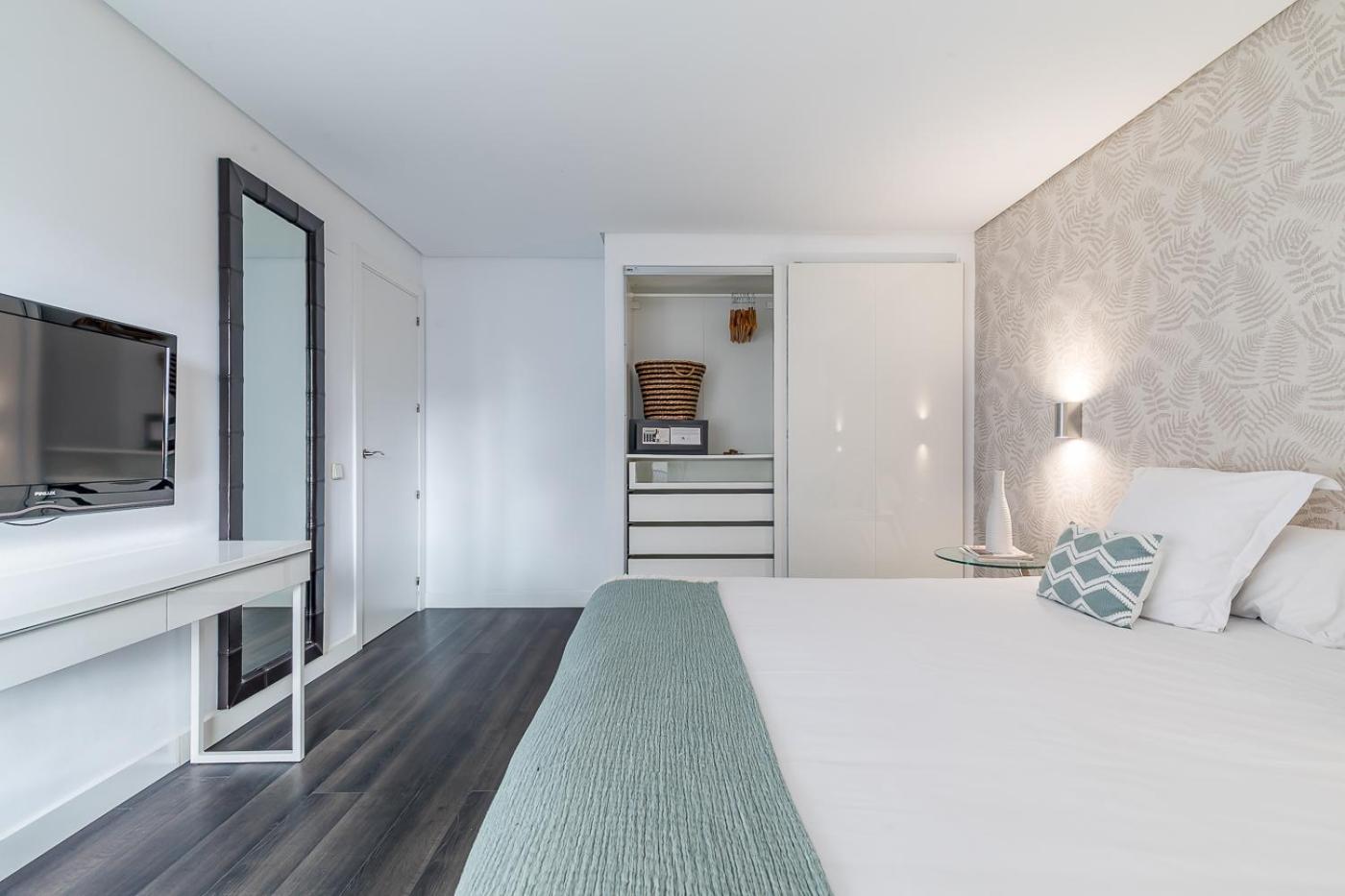 Flats Apartment *