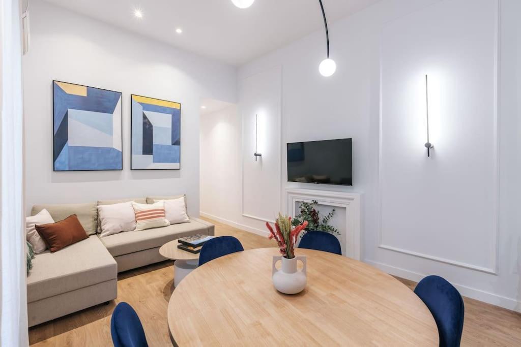 New Luxury Flat Next To Gran Via Apartamento Madrid
