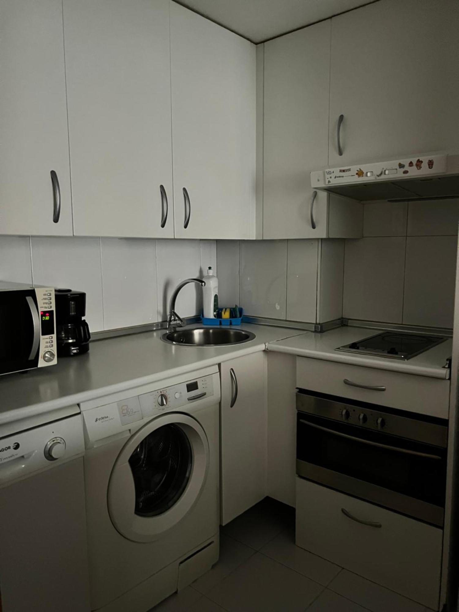 Turistico Plenilunio Suite, Airport, Wanda, Ifema Apartment Madrid