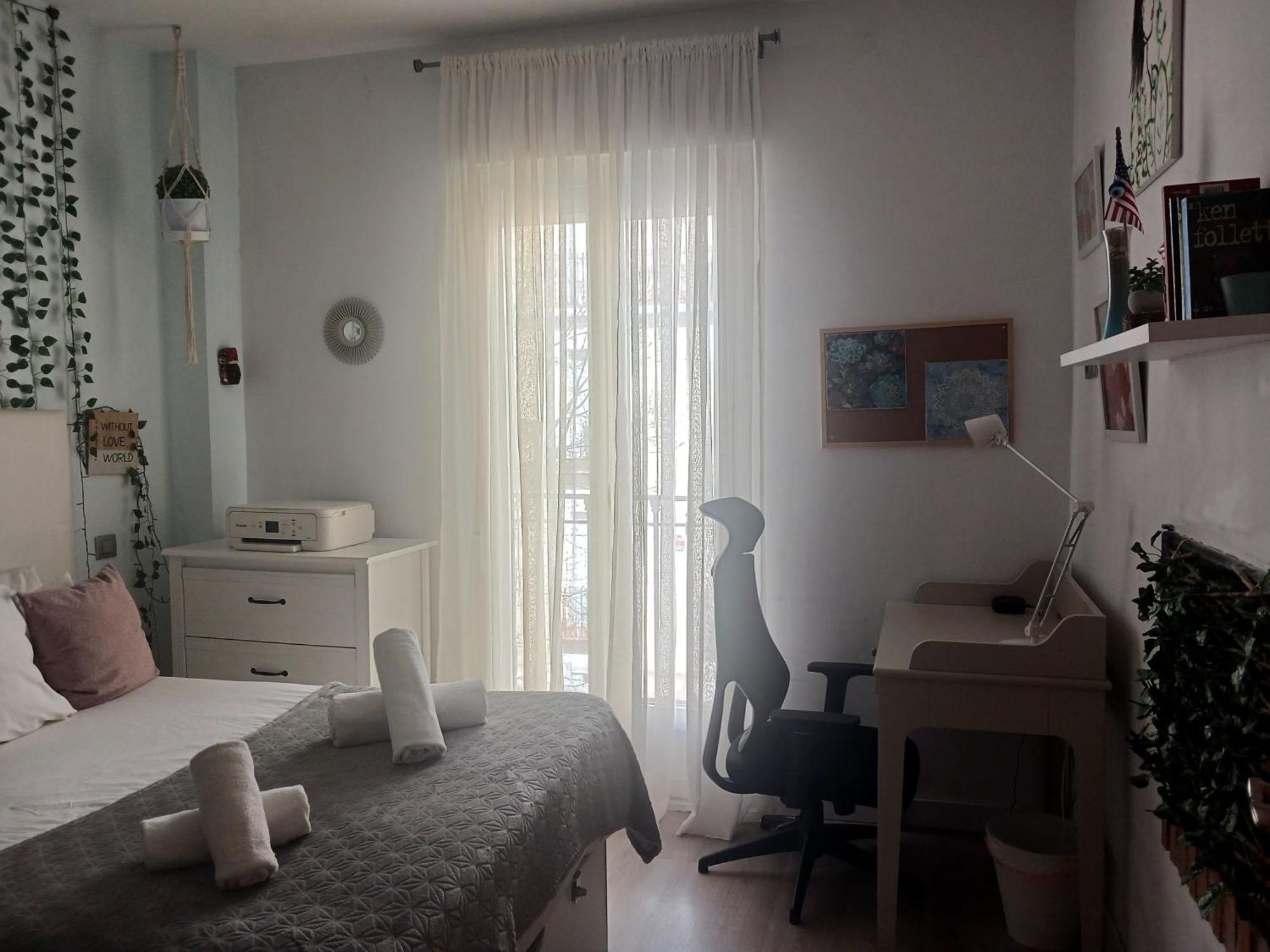 Disfruta Atocha Apartment