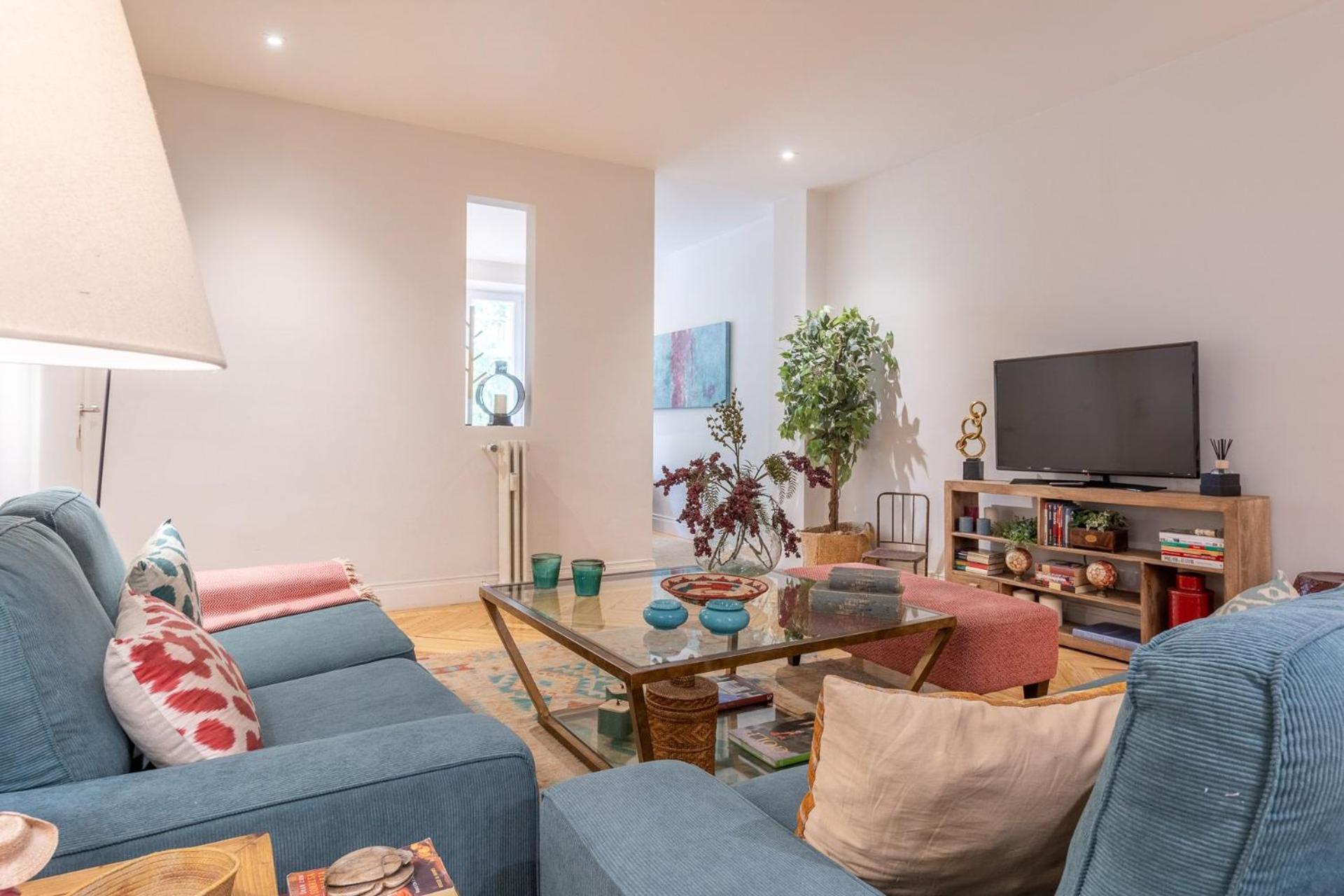 Charming 4-person In Exclusive Barrio Salamanca Castello Ii Apartment Madrid
