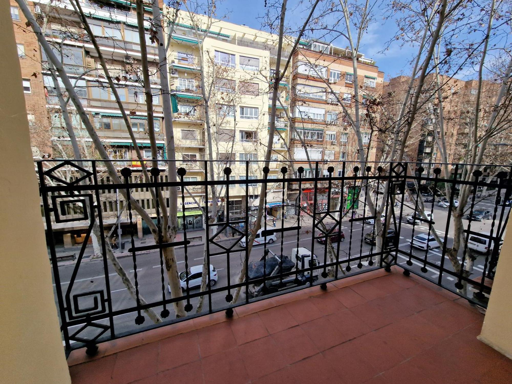 Apartment Reina Cristina, 3 Individuales En Atocha-retiro *