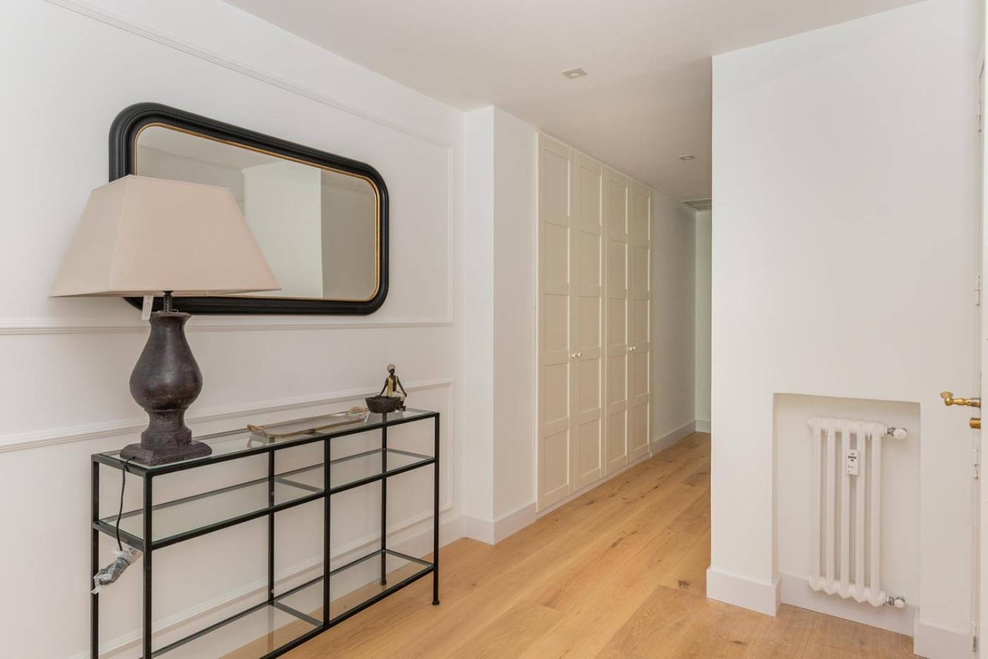 Elegante Y Moderno Apartment