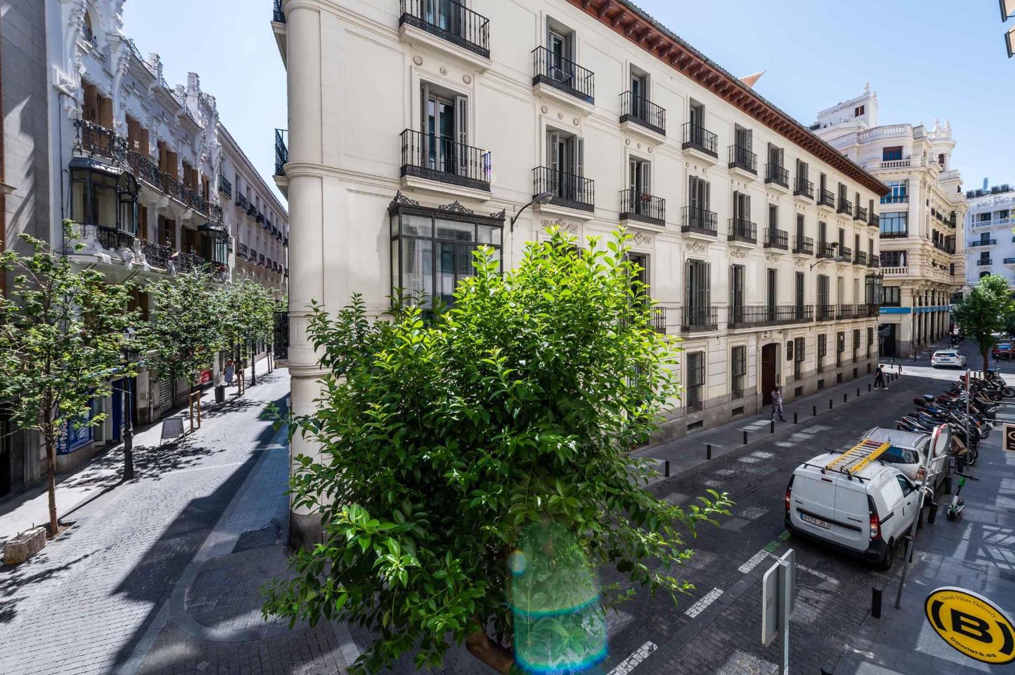 Chueca - Pedro Zerolo By Sharingco